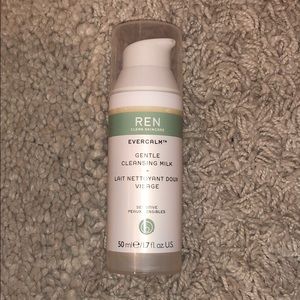 Ren Evercalm Gentle Cleansing Milk